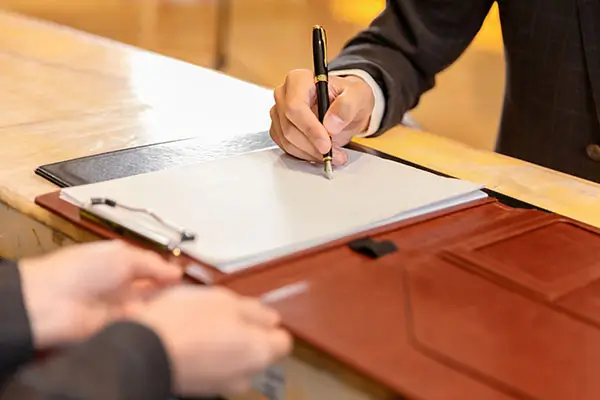 为什么电脑自动保存c盘